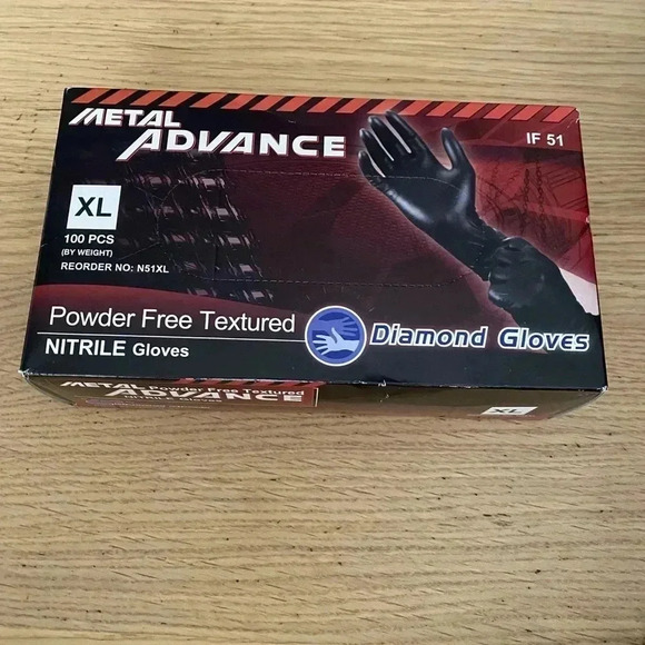 🆕Diamond 200 Black Metal Powder Free Textured Advance Nitrile Gloves XL🆕 - Picture 4 of 5